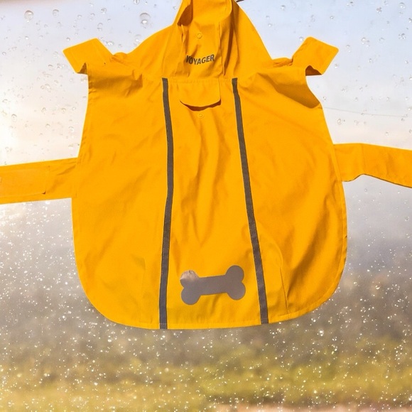 Yellow Dog Raincoat with Reflective Design - Picture 2 of 5